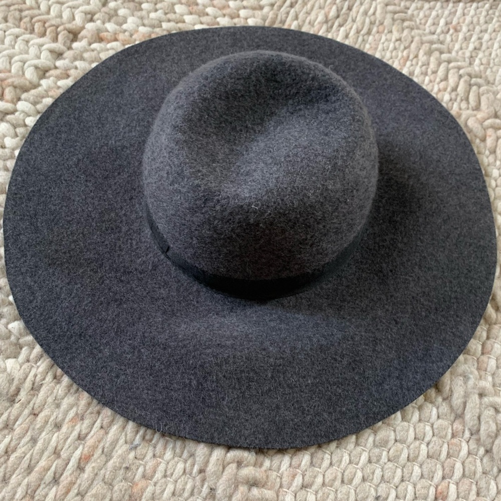 Gap floppy boho hat
